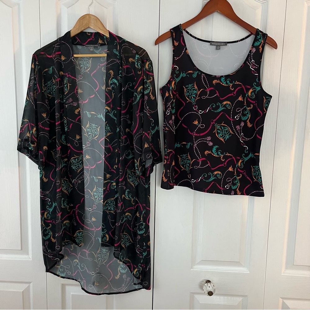 Kate & Mallory tank Top & Sheer Kimono Sz Small Black Tassel/belt Pattern Set